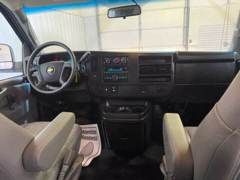 2017 Chevrolet Express 2500