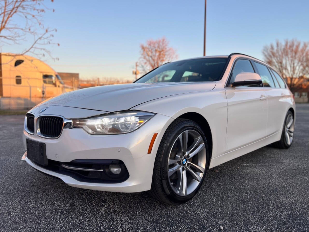 2016 BMW 3 Series for sale at Ideal Cars LLC in Skokie, IL