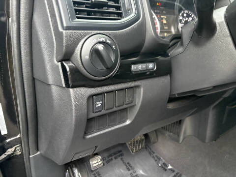 2022 Nissan Titan SV