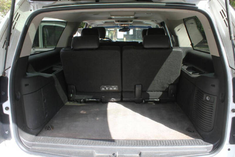 2013 Chevrolet Suburban LT