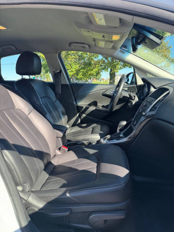 2017 Buick Verano Leather Group