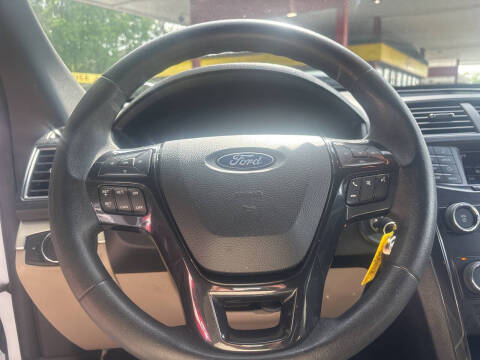2018 Ford Explorer