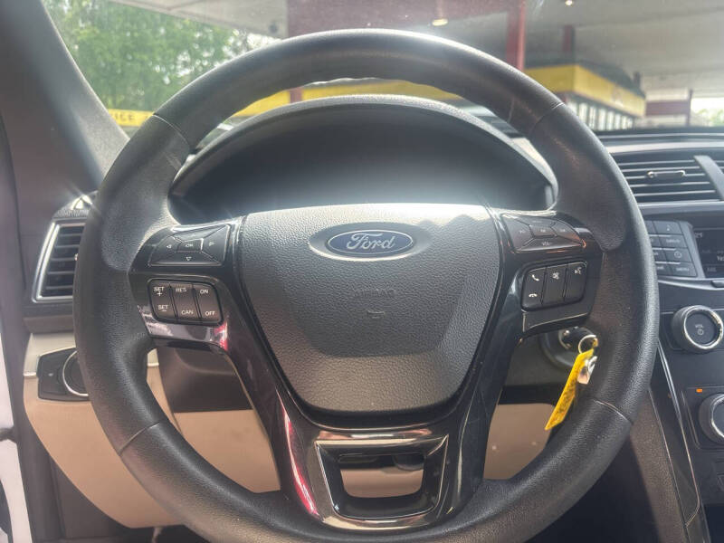 2018 Ford Explorer