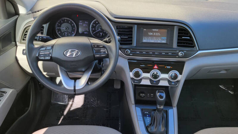 2019 Hyundai Elantra