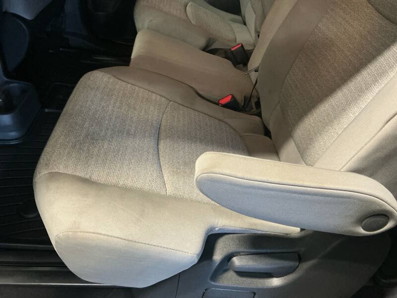 2023 Toyota Sienna LE 8-Passenger