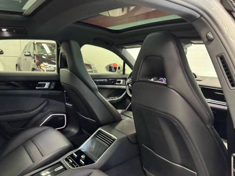 2022 Porsche Panamera 4S E-Hybrid