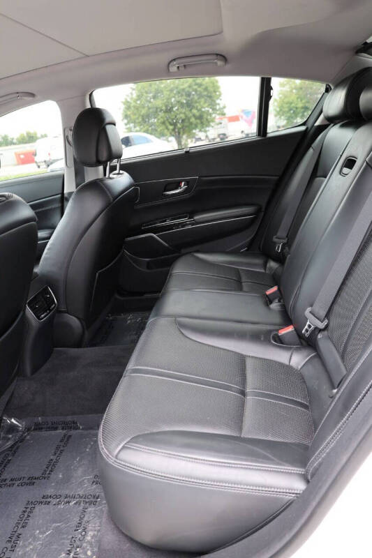 2016 Kia K900 Luxury V6