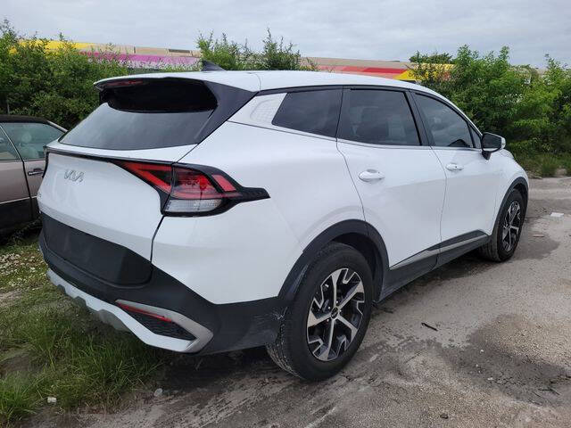 2024 Kia Sportage EX