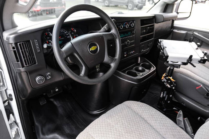 2021 Chevrolet Express 2500