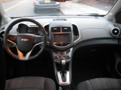 2015 Chevrolet Sonic LT Auto