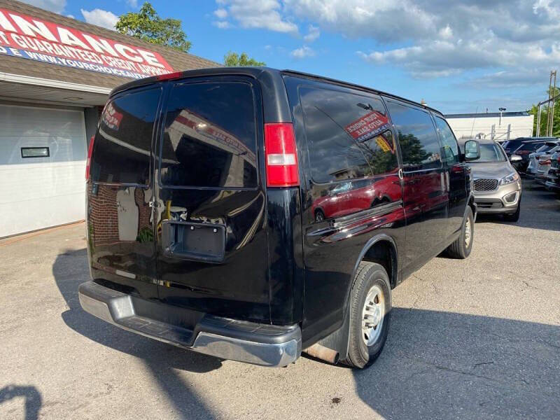 2016 Chevrolet Express 2500