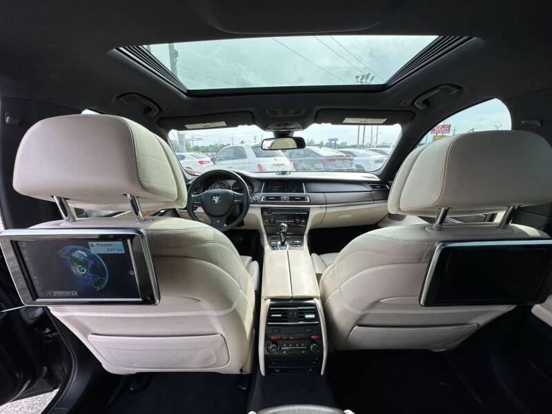 2013 BMW 7 Series 740i