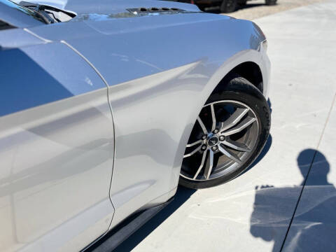 2015 Ford Mustang EcoBoost Premium