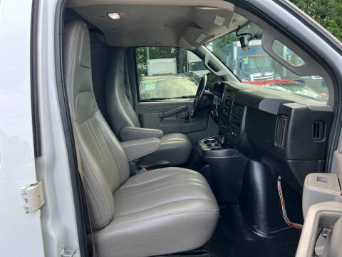 2018 GMC Savana 2500