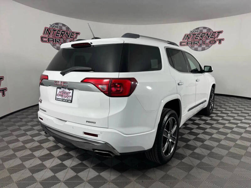2019 GMC Acadia Denali