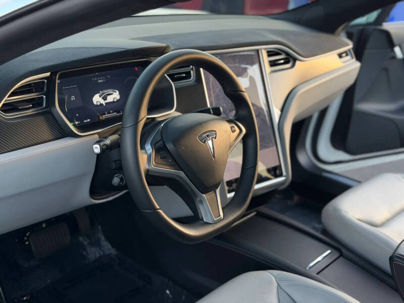 2016 Tesla Model S