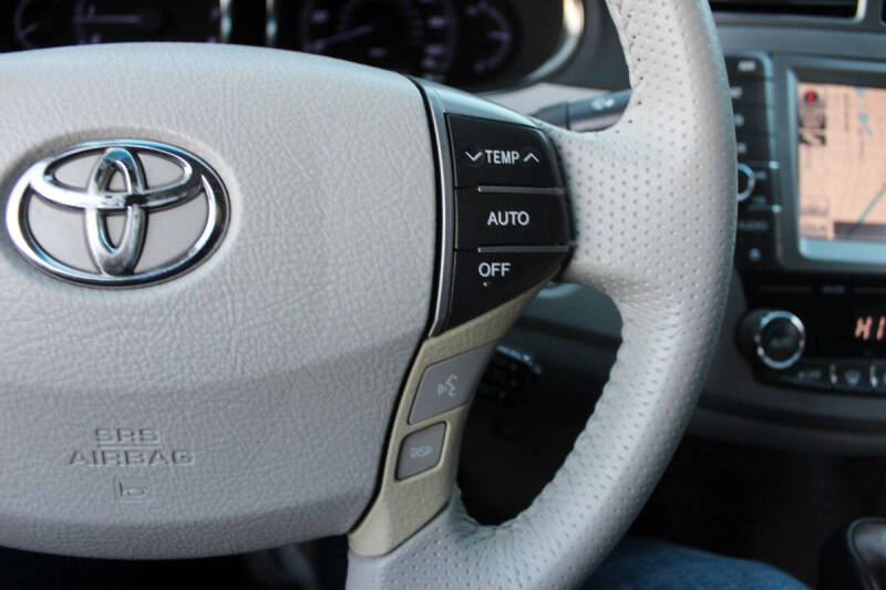 2011 Toyota Avalon Limited