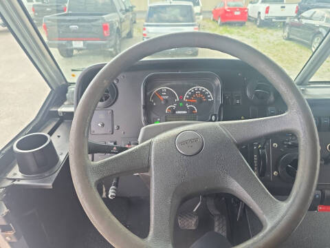 2015 Freightliner MT45 Chassis