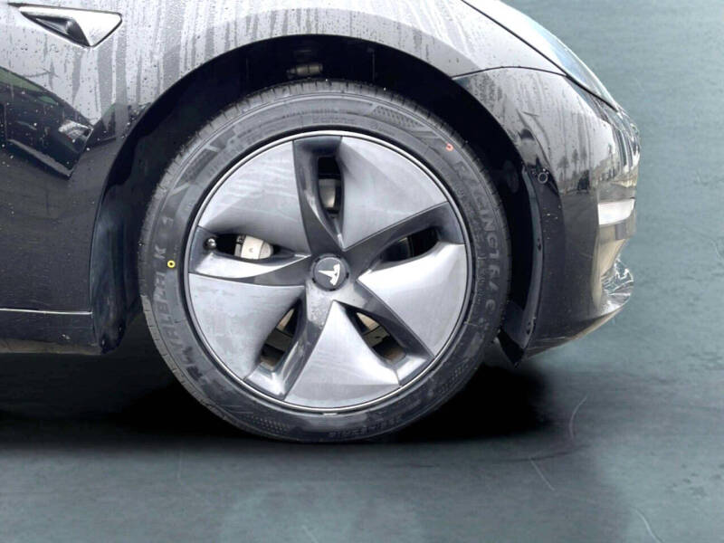 2019 Tesla Model 3 Mid Range