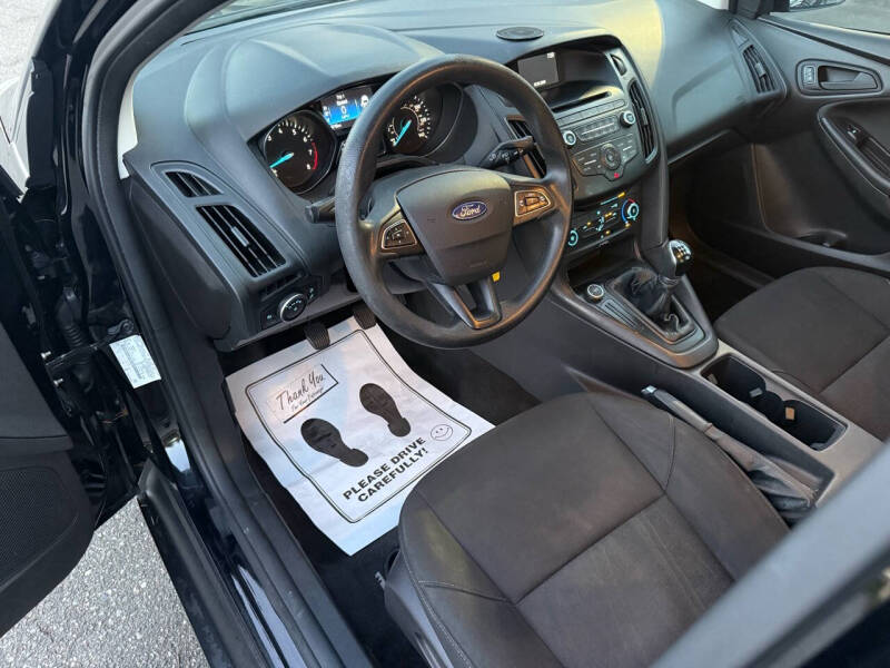 2017 Ford Focus S