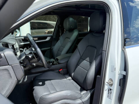 2024 Porsche Cayenne