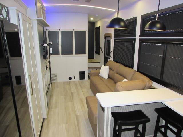 2025 Forest River F320 VIEW