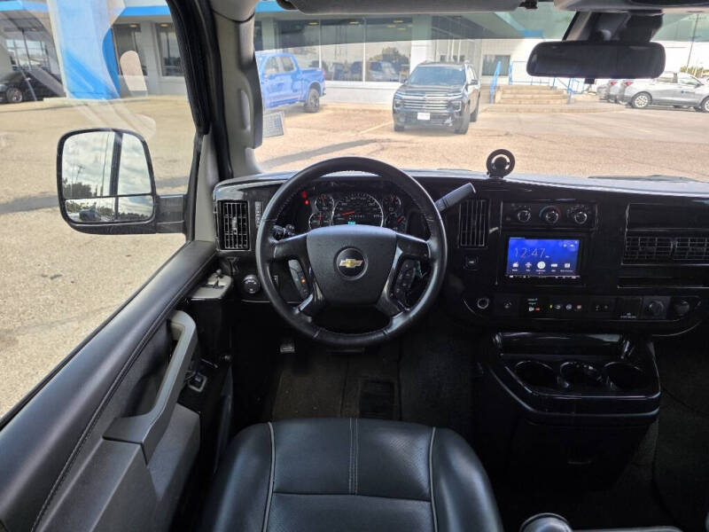 2019 Chevrolet Express 2500