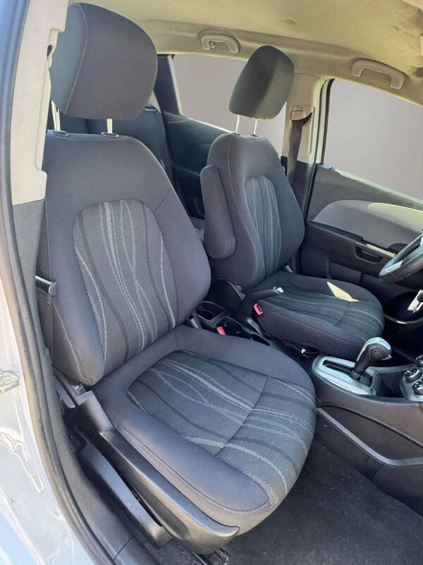 2015 Chevrolet Sonic LT Auto