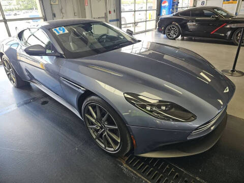2019 Aston Martin DB11 V8
