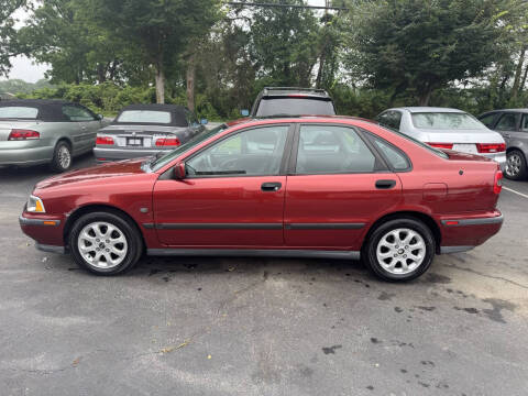 2000 Volvo S40