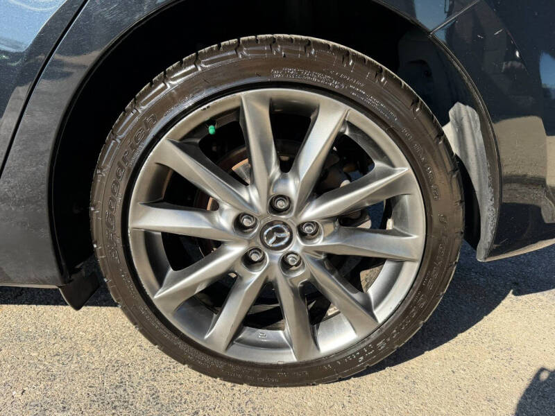 2018 Mazda MAZDA3 Touring