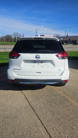 2020 Nissan Rogue SV