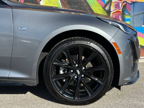 2022 Cadillac CT5 Sport