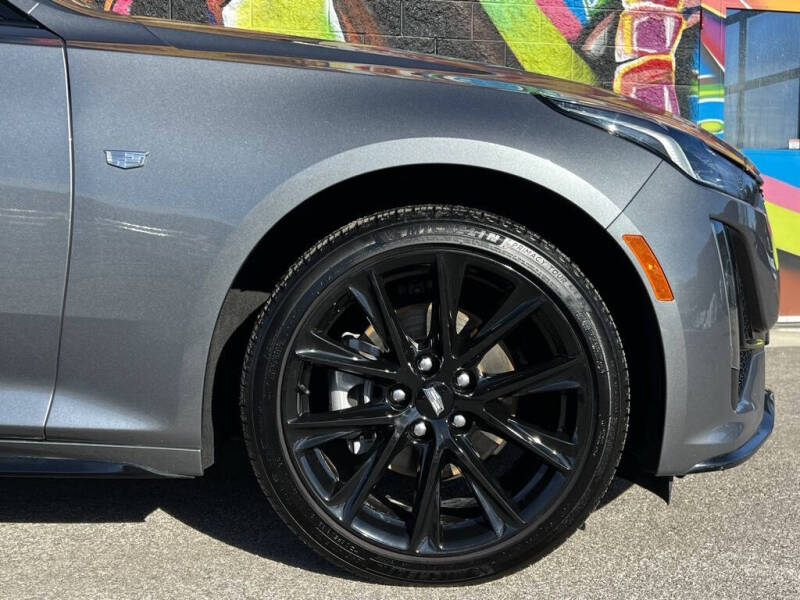 2022 Cadillac CT5 Sport