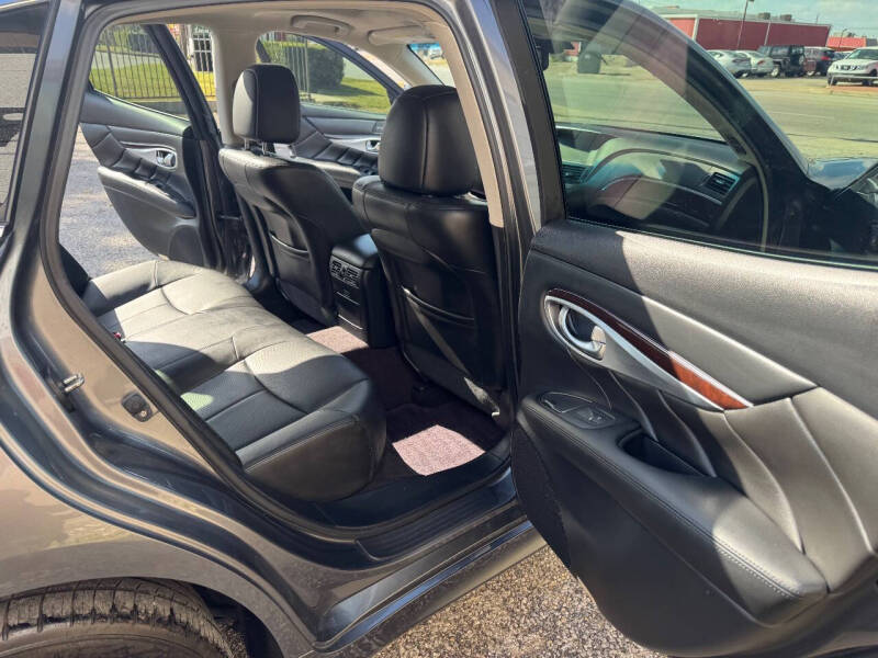 2018 Infiniti Q70 3.7 Luxe