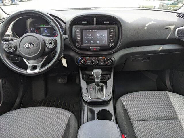 2021 Kia Soul 12