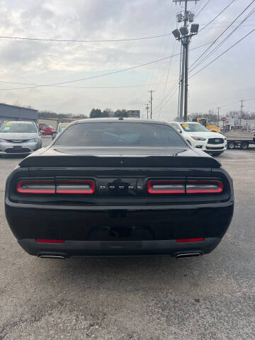 2019 Dodge Challenger SXT