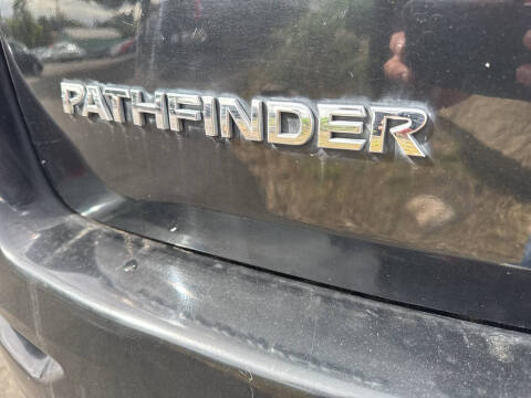 2016 Nissan Pathfinder SV