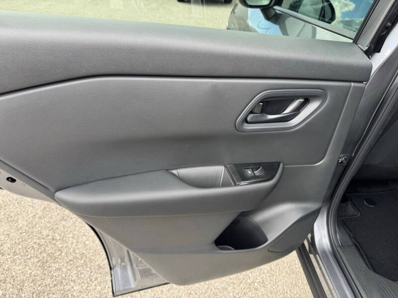 2026 Nissan Rogue S