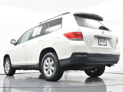 2012 Toyota Highlander SE