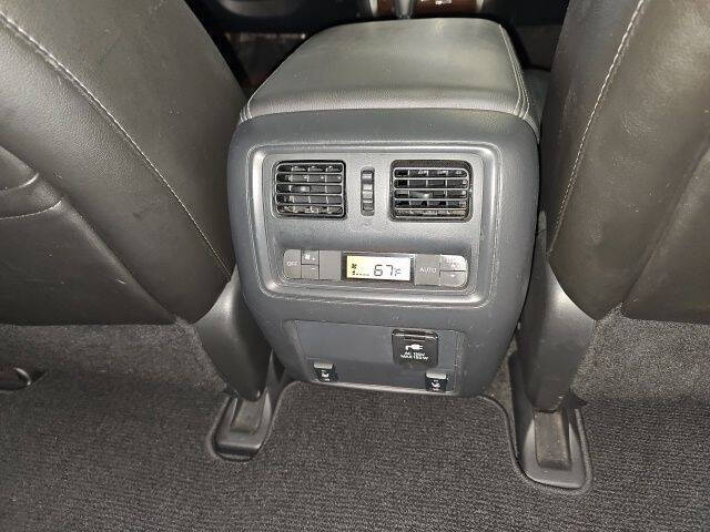 2013 Nissan Pathfinder SL