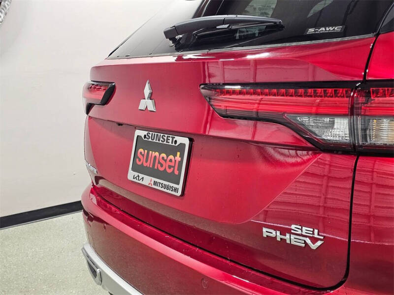 2025 Mitsubishi Outlander PHEV