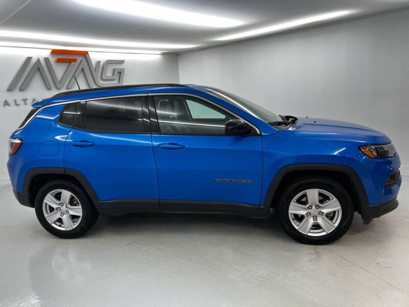 2022 Jeep Compass Latitude photo 8