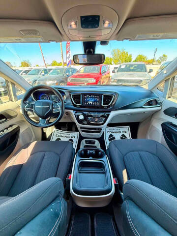 2020 Chrysler Pacifica Touring