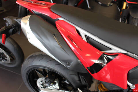 2024 Ducati Hypermotard