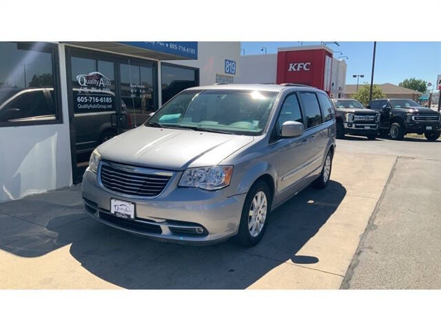 2016 Chrysler Town and Country Touring