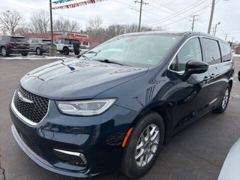 2024 Chrysler Pacifica Touring L