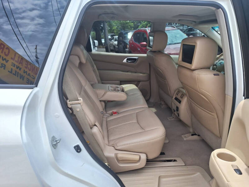 2014 Nissan Pathfinder Platinum