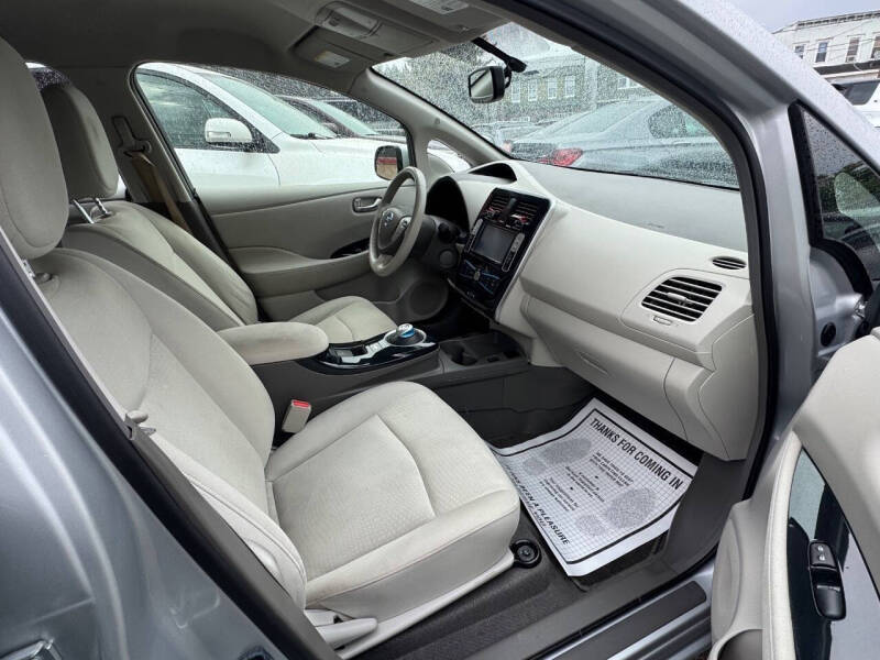 2012 Nissan LEAF SL
