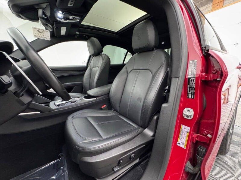 2022 Alfa Romeo Stelvio Sprint